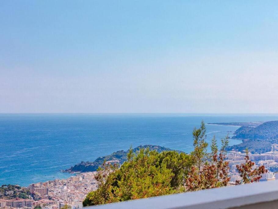 Villa Blanca Lloret de Mar Exterior photo